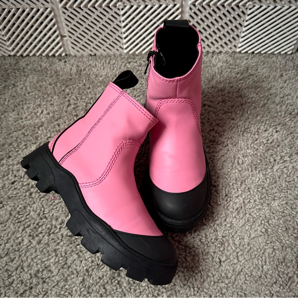 Zara Pink and Black Kids Rubberised Ancle Boots